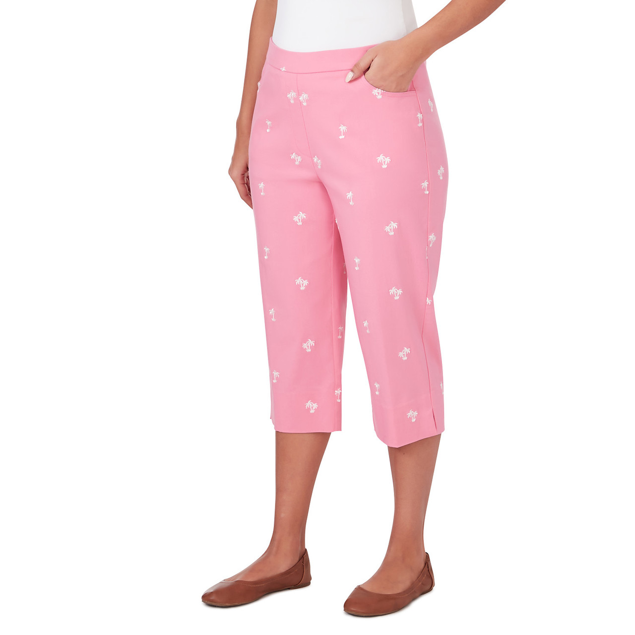 Shop Embroidered Stretch Velvet Pants at vineyard vines